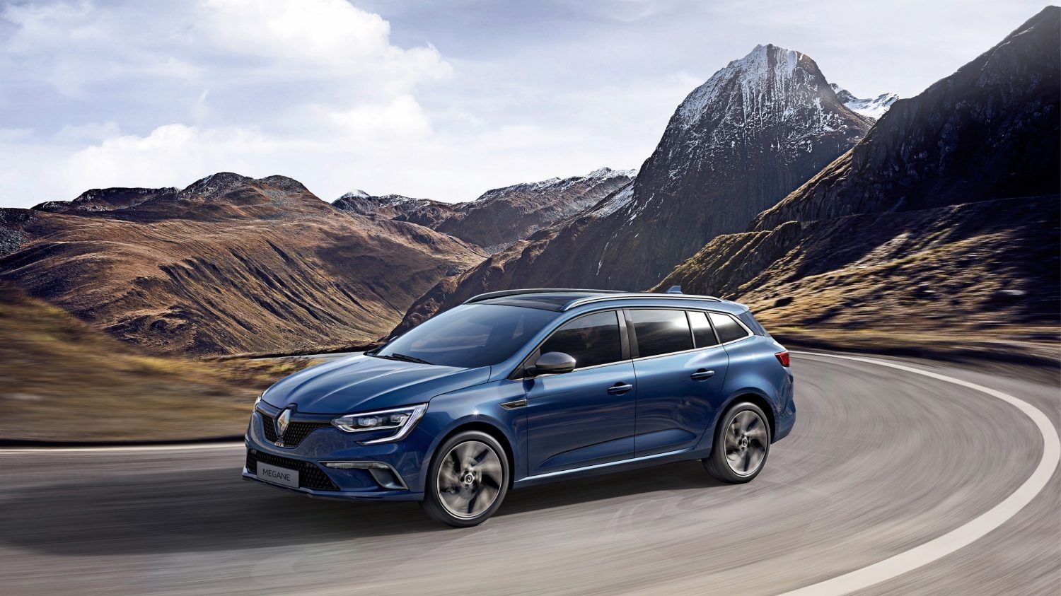renault-megane-estate-kfb-reveal-001.jpg.ximg.l_full_m.smart.jpg